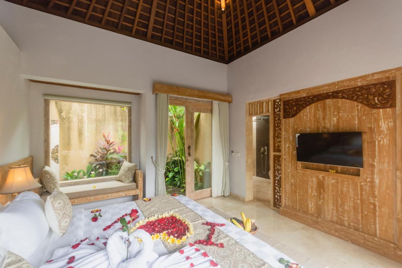 Weda Cita Resort And Spa By Mahaputra Ubud  Luaran gambar A bedroom at the resort